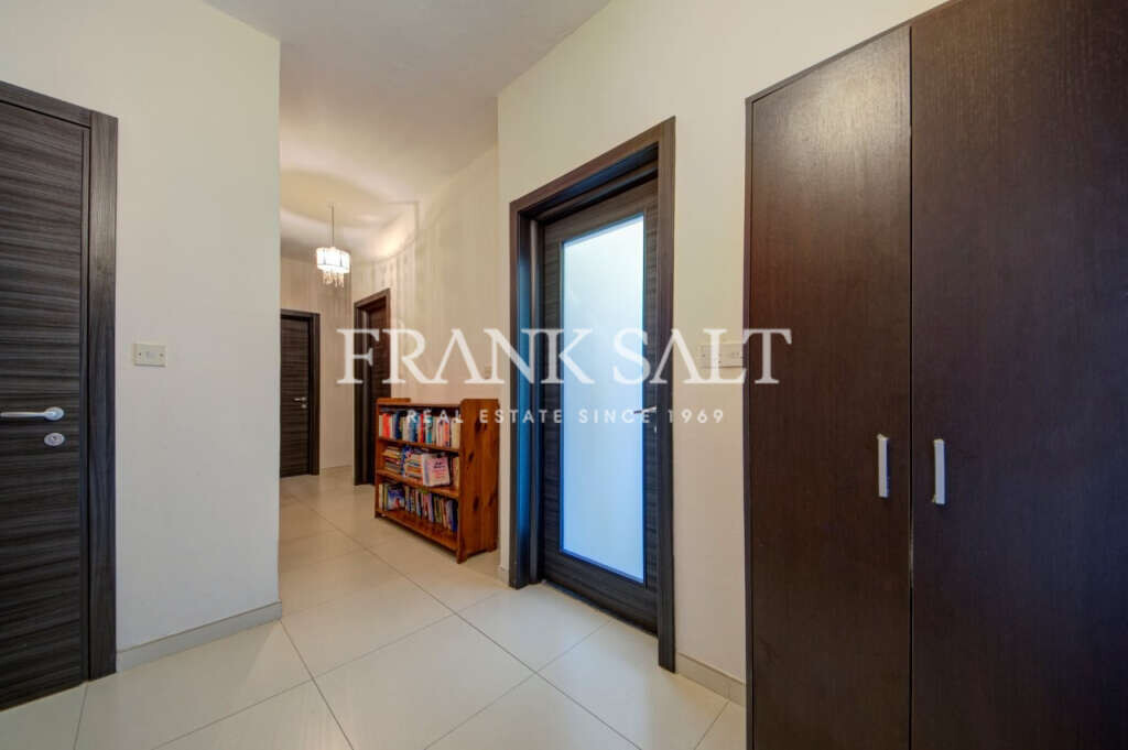 San Gwann, 3 Bedrooms Bedrooms, ,2 BathroomsBathrooms,For Sale,FRSA-923938