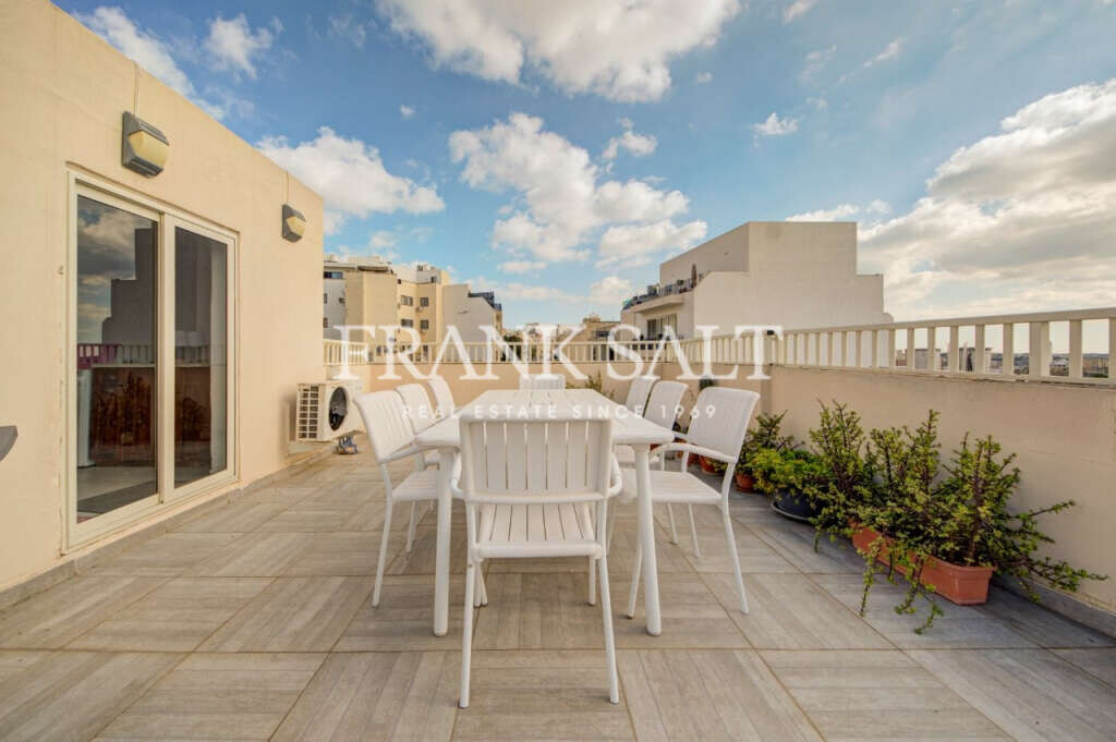 San Gwann, 3 Bedrooms Bedrooms, ,2 BathroomsBathrooms,For Sale,FRSA-923938