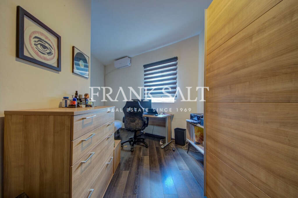 San Gwann, 3 Bedrooms Bedrooms, ,2 BathroomsBathrooms,For Sale,FRSA-923938