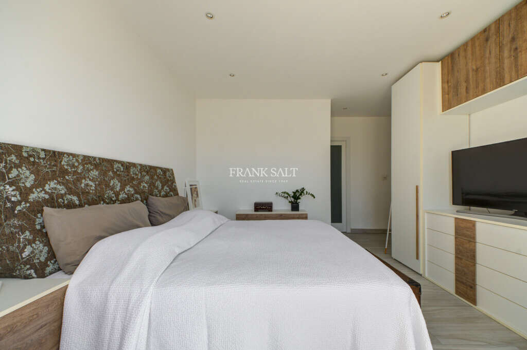 Marsascala, 2 Bedrooms Bedrooms, ,2 BathroomsBathrooms,For Sale,FRSA-320882