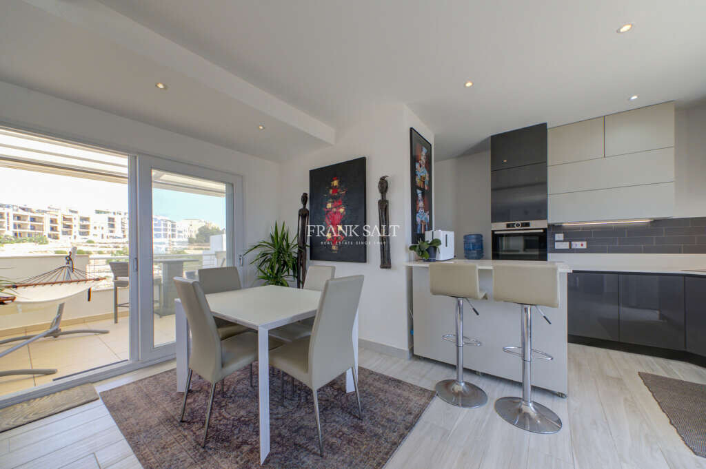 Marsascala, 2 Bedrooms Bedrooms, ,2 BathroomsBathrooms,For Sale,FRSA-320882