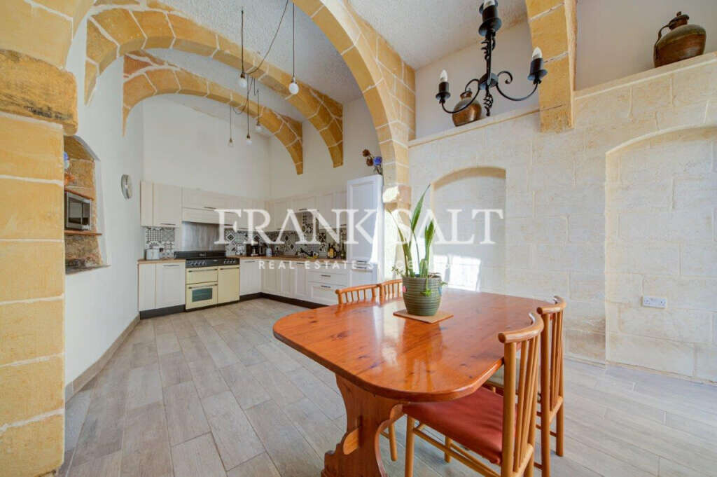 Ghasri, Gozo, 4 Bedrooms Bedrooms, ,4 BathroomsBathrooms,For Sale,FRSA-924166
