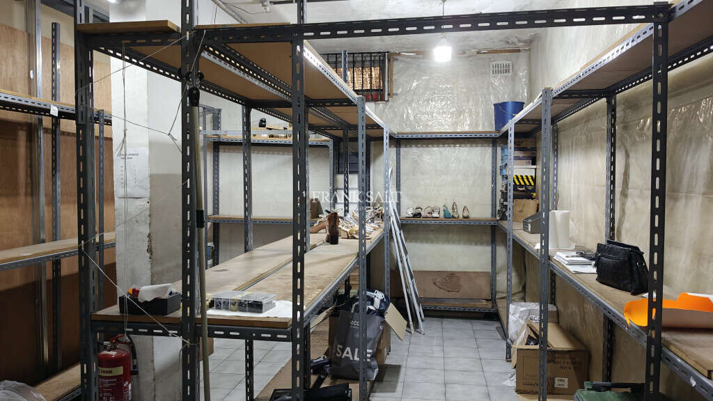 Paola, ,For Sale,FRSA-924082