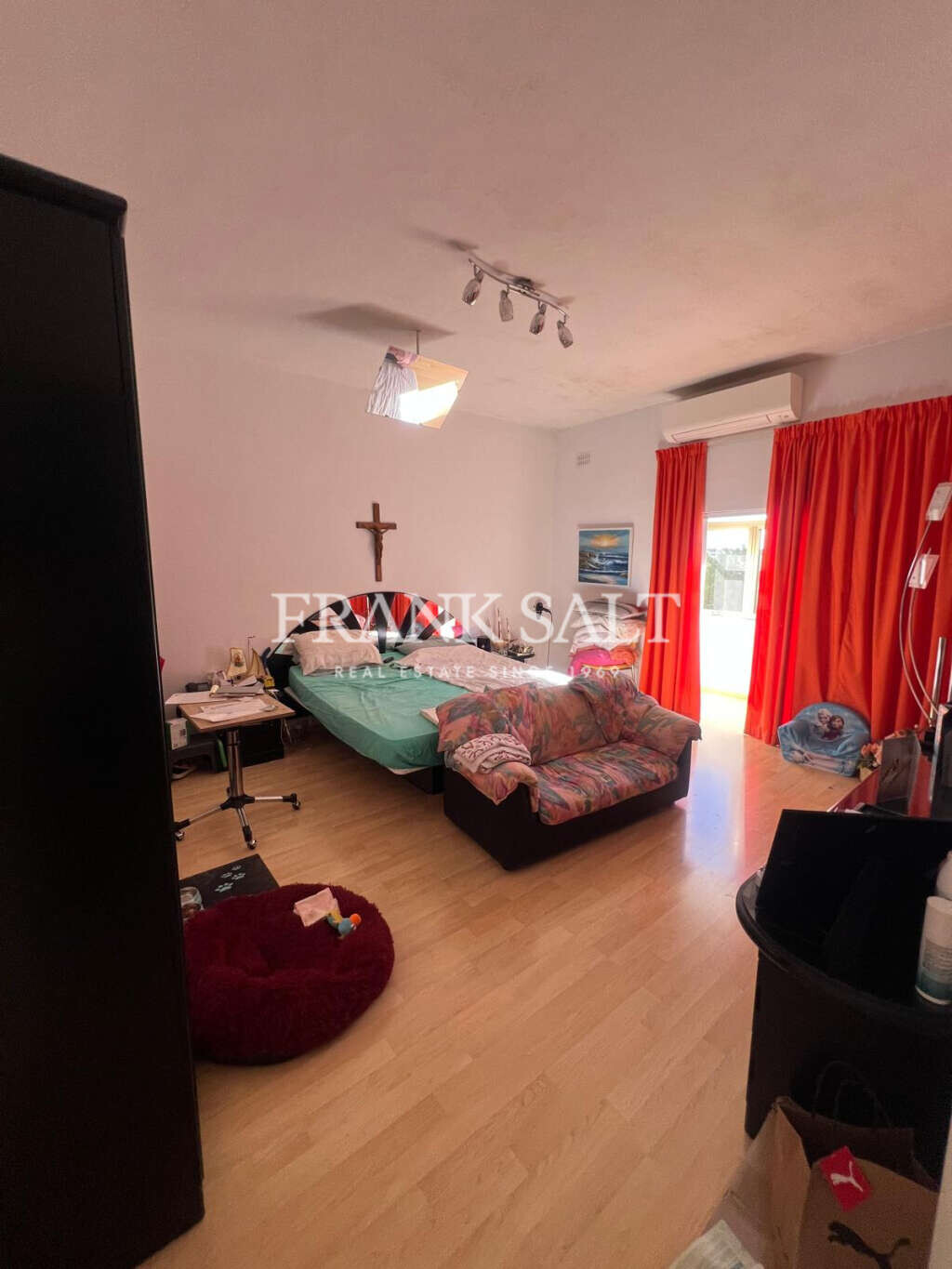 Mosta, 4 Bedrooms Bedrooms, ,2 BathroomsBathrooms,For Sale,FRSA-924008