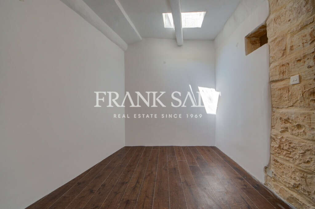 Zejtun, 3 Bedrooms Bedrooms, ,1 BathroomBathrooms,For Sale,FRSA-920428