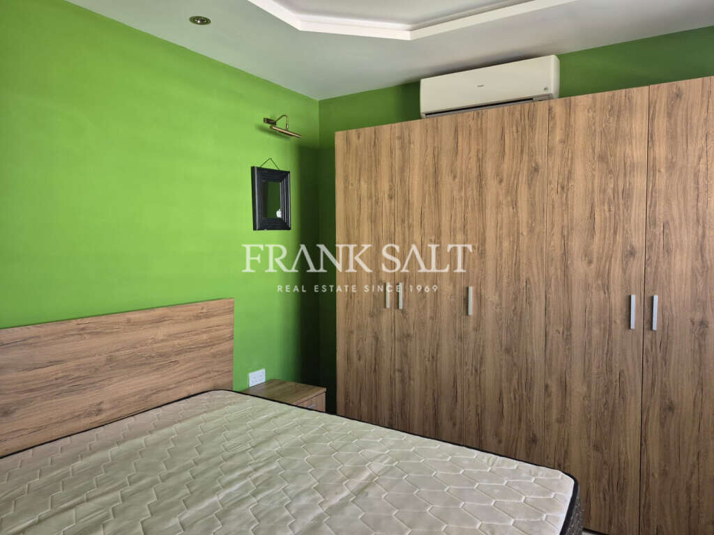 St Pauls Bay, 3 Bedrooms Bedrooms, ,3 BathroomsBathrooms,For Sale,FRSA-923930