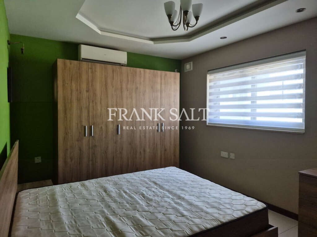 St Pauls Bay, 3 Bedrooms Bedrooms, ,3 BathroomsBathrooms,For Sale,FRSA-923930