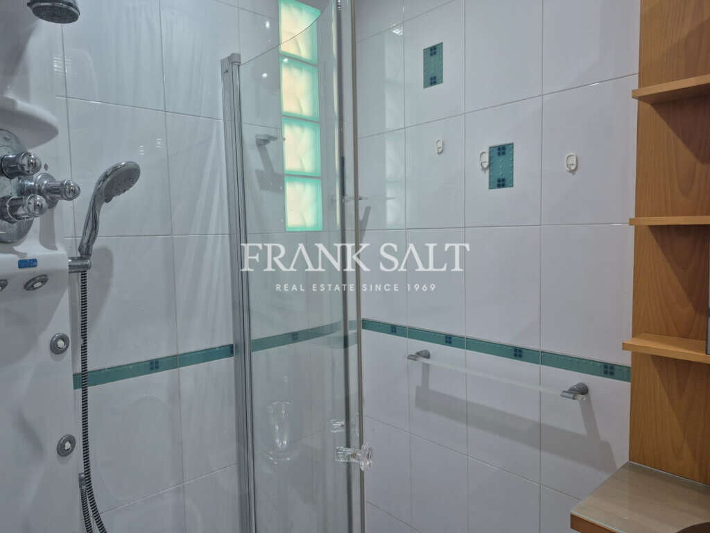 St Pauls Bay, 3 Bedrooms Bedrooms, ,3 BathroomsBathrooms,For Sale,FRSA-923930