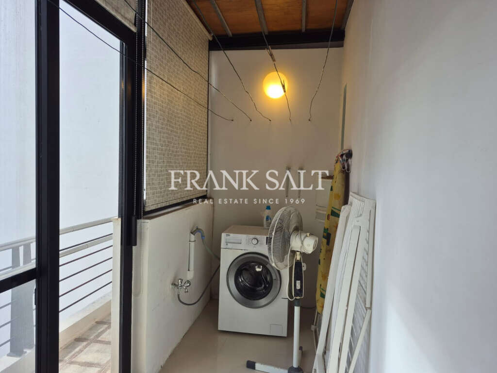 St Pauls Bay, 3 Bedrooms Bedrooms, ,3 BathroomsBathrooms,For Sale,FRSA-923930