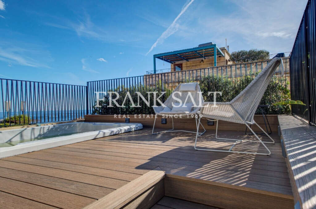 Valletta, 3 Bedrooms Bedrooms, ,For Sale,FRSA-923666