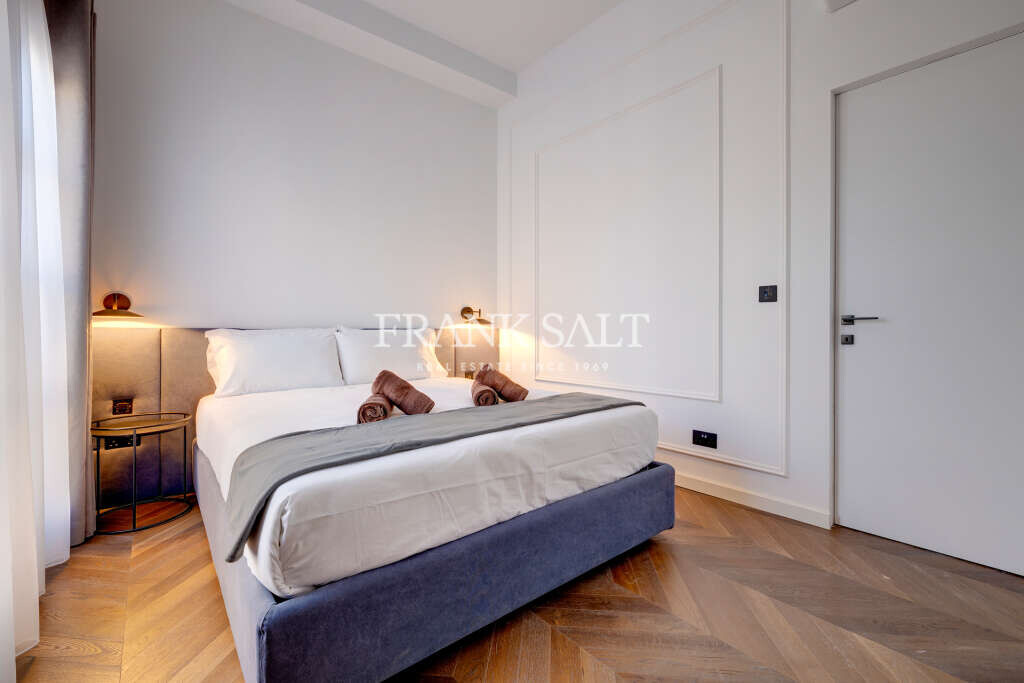 Valletta, 2 Bedrooms Bedrooms, ,For Sale,FRSA-923665