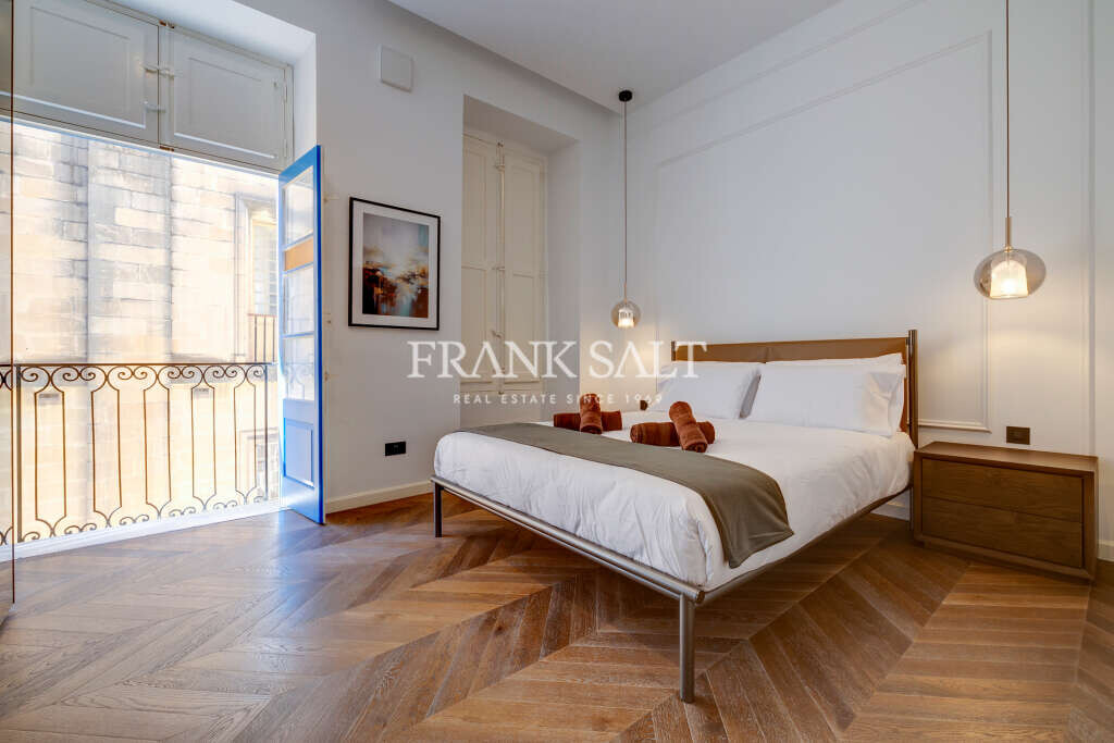 Valletta, 2 Bedrooms Bedrooms, ,For Sale,FRSA-923665
