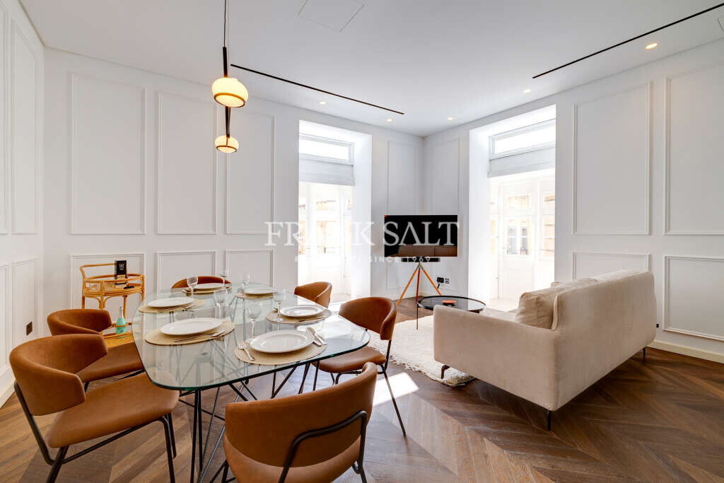 Valletta, 2 Bedrooms Bedrooms, ,For Sale,FRSA-923665