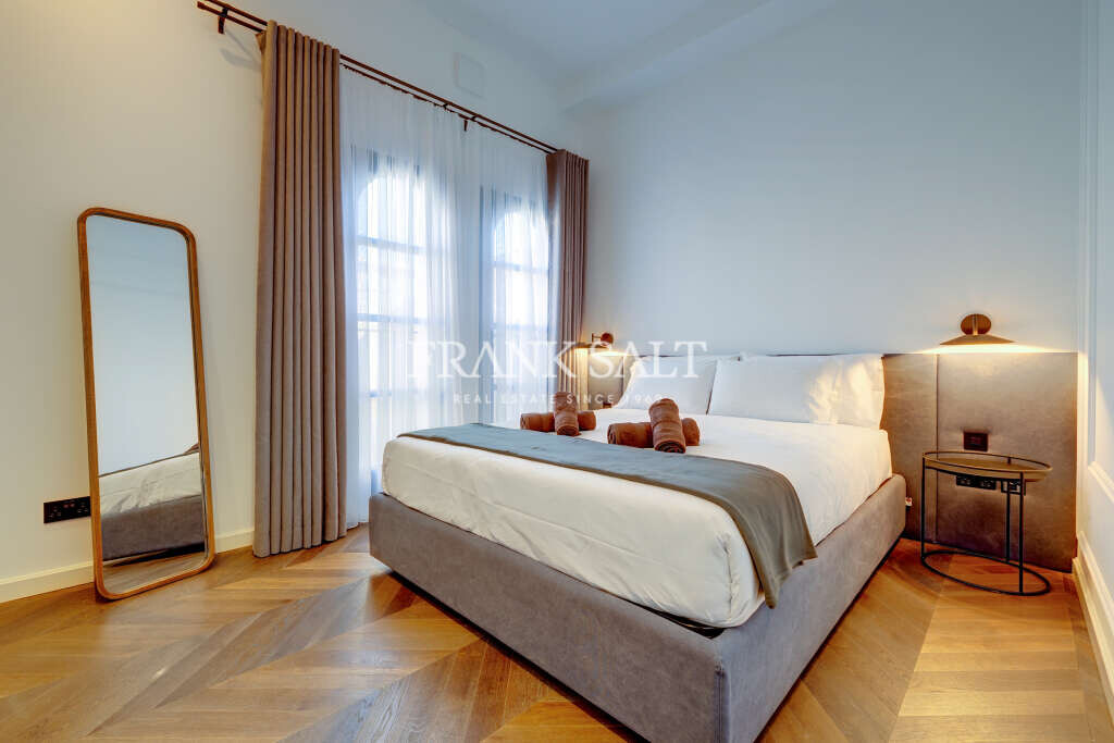 Valletta, 2 Bedrooms Bedrooms, ,For Sale,FRSA-923665