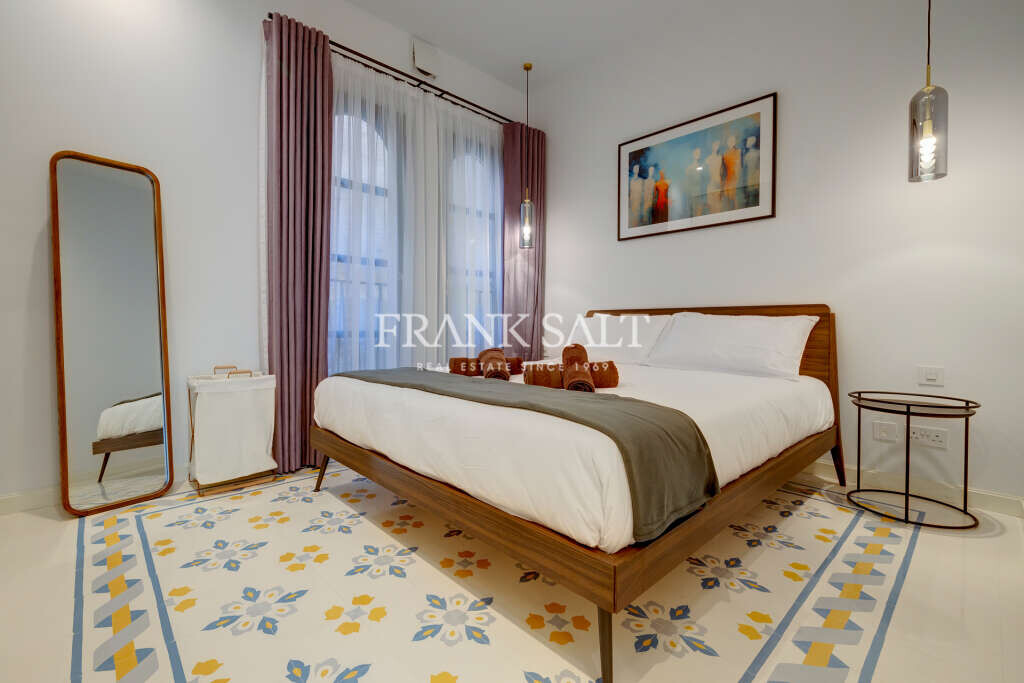 Valletta, 2 Bedrooms Bedrooms, ,For Sale,FRSA-923649