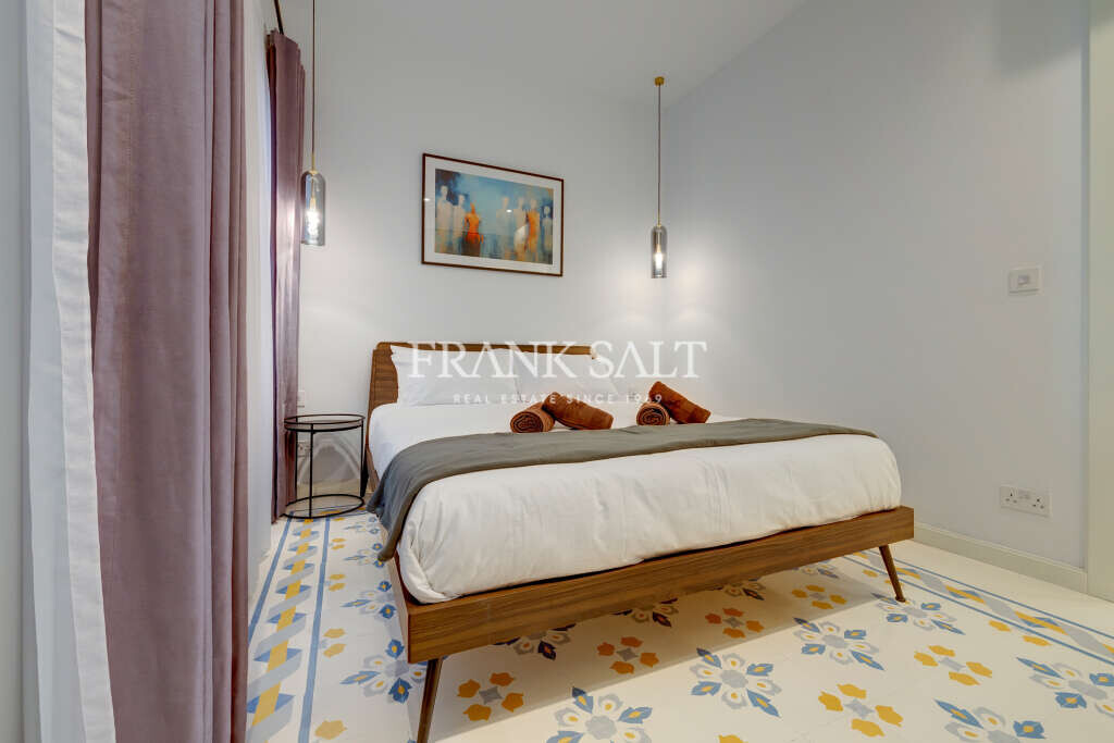 Valletta, 2 Bedrooms Bedrooms, ,For Sale,FRSA-923649