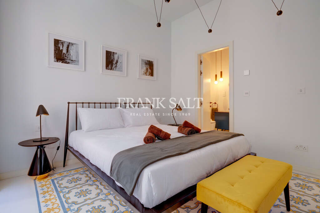 Valletta, 2 Bedrooms Bedrooms, ,For Sale,FRSA-923649