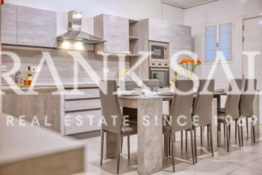 Sliema, 4 Bedrooms Bedrooms, ,3 BathroomsBathrooms,For Sale,FRSA-923743