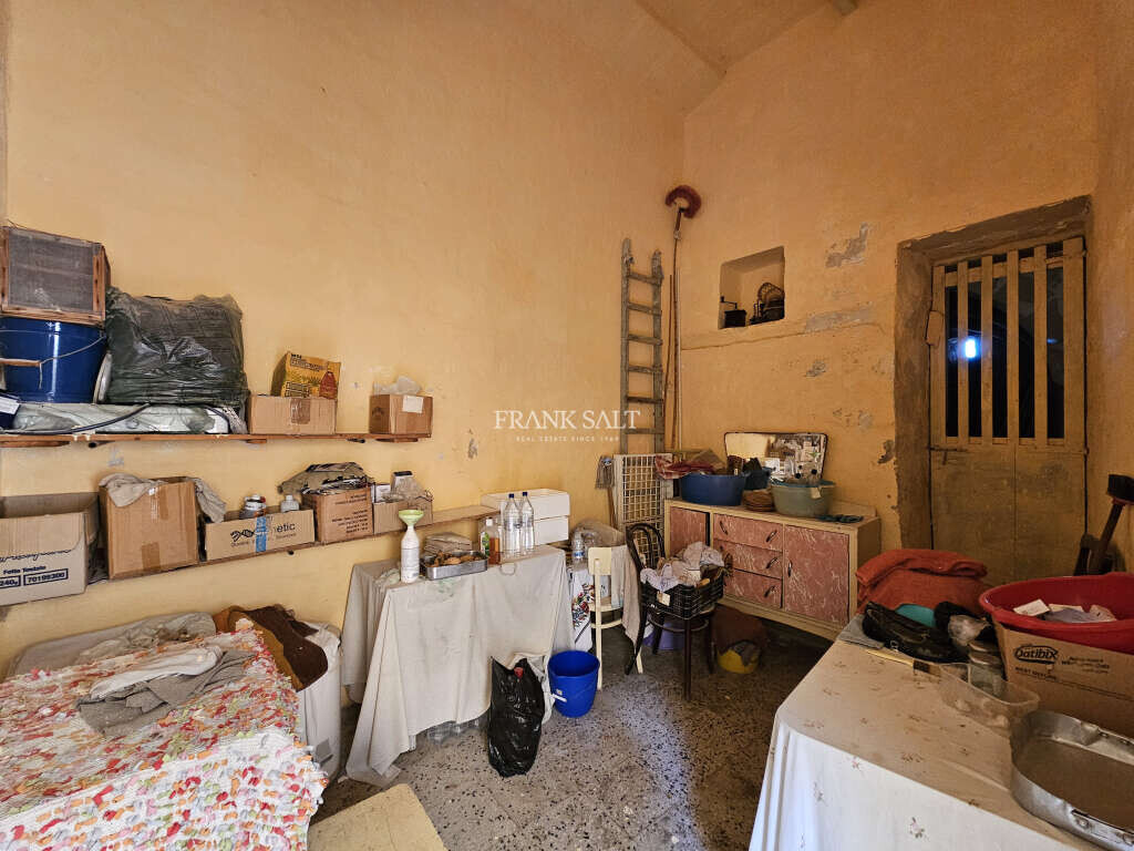 Gudja, 3 Bedrooms Bedrooms, ,1 BathroomBathrooms,For Sale,FRSA-428323