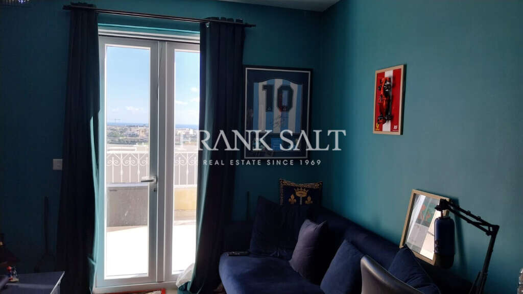 Nadur, Gozo, 3 Bedrooms Bedrooms, ,1 BathroomBathrooms,For Sale,FRSA-920295