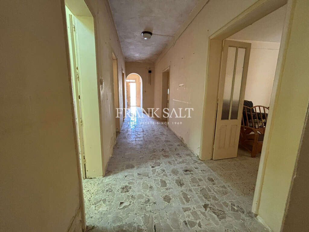 Zejtun, 2 Bedrooms Bedrooms, ,1 BathroomBathrooms,For Sale,FRSA-923737