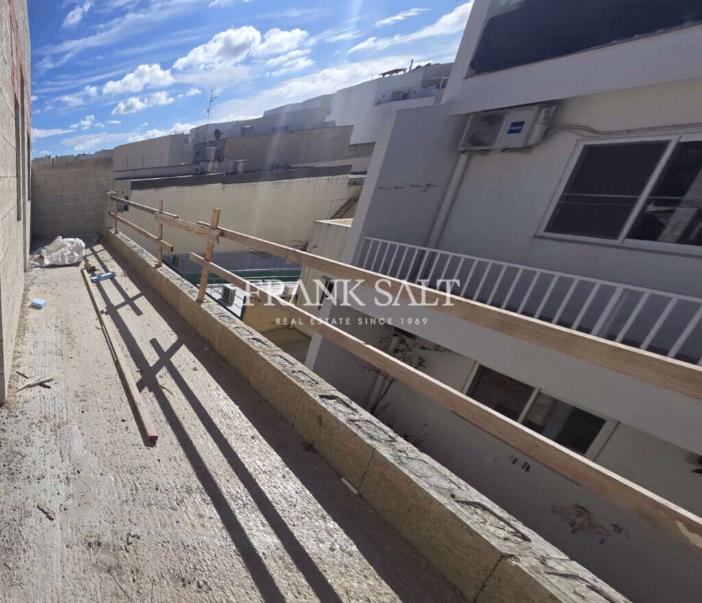 Fgura, 3 Bedrooms Bedrooms, ,1 BathroomBathrooms,For Sale,FRSA-923576