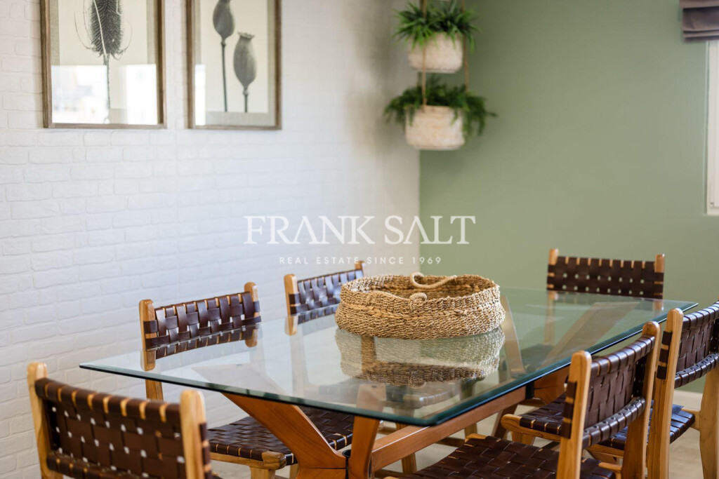 Swieqi, 3 Bedrooms Bedrooms, ,2 BathroomsBathrooms,For Sale,FRSA-923668