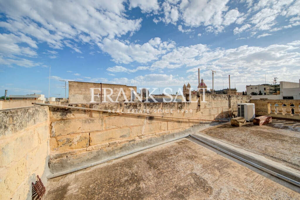 Zabbar, 3 Bedrooms Bedrooms, ,1 BathroomBathrooms,For Sale,FRSA-923139