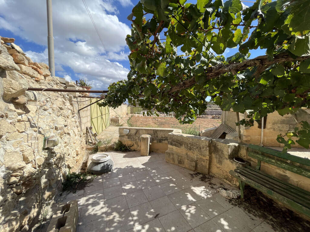 Qrendi, ,For Sale,FRSA-428028