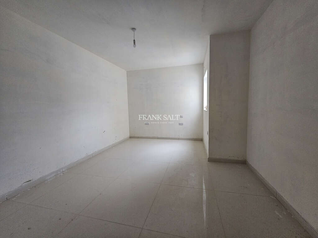 Zurrieq, 3 Bedrooms Bedrooms, ,2 BathroomsBathrooms,For Sale,FRSA-923433