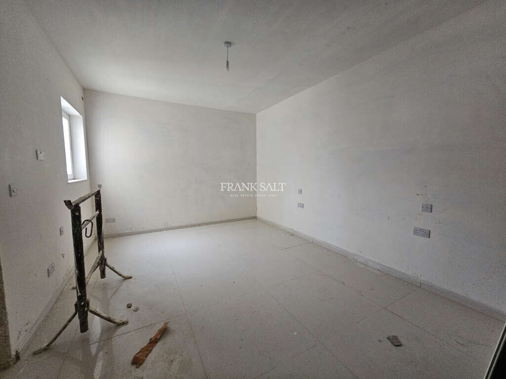 Zurrieq, 3 Bedrooms Bedrooms, ,2 BathroomsBathrooms,For Sale,FRSA-923433