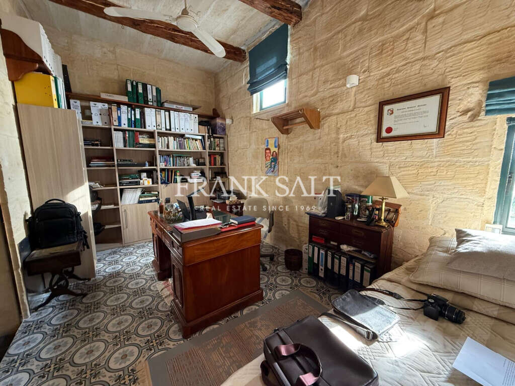 Santa Lucija (Gozo), Gozo, 3 Bedrooms Bedrooms, ,4 BathroomsBathrooms,For Sale,FRSA-923428