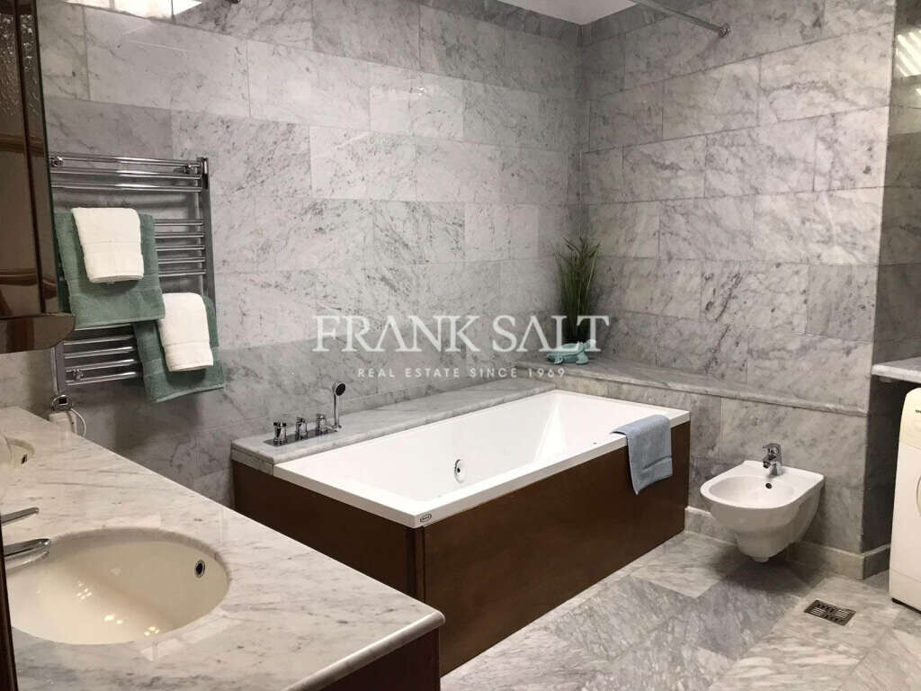 Kalkara, 2 Bedrooms Bedrooms, ,2 BathroomsBathrooms,For Sale,FRSA-923006