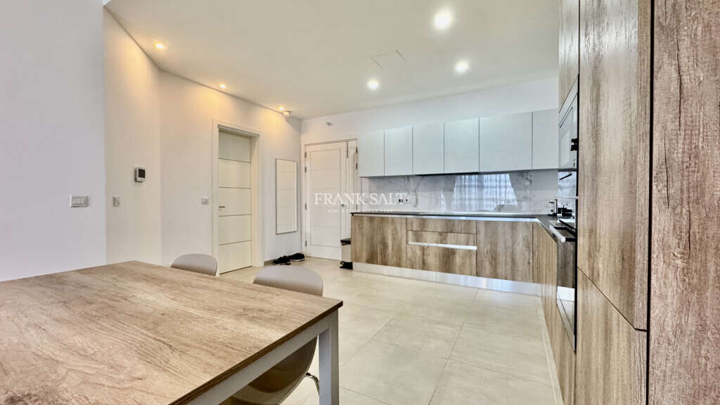 Pender Gardens, 1 Bedroom Bedrooms, ,For Sale,FRSA-923197