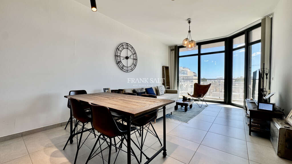 Pender Gardens, 1 Bedroom Bedrooms, ,1 BathroomBathrooms,For Sale,FRSA-453260