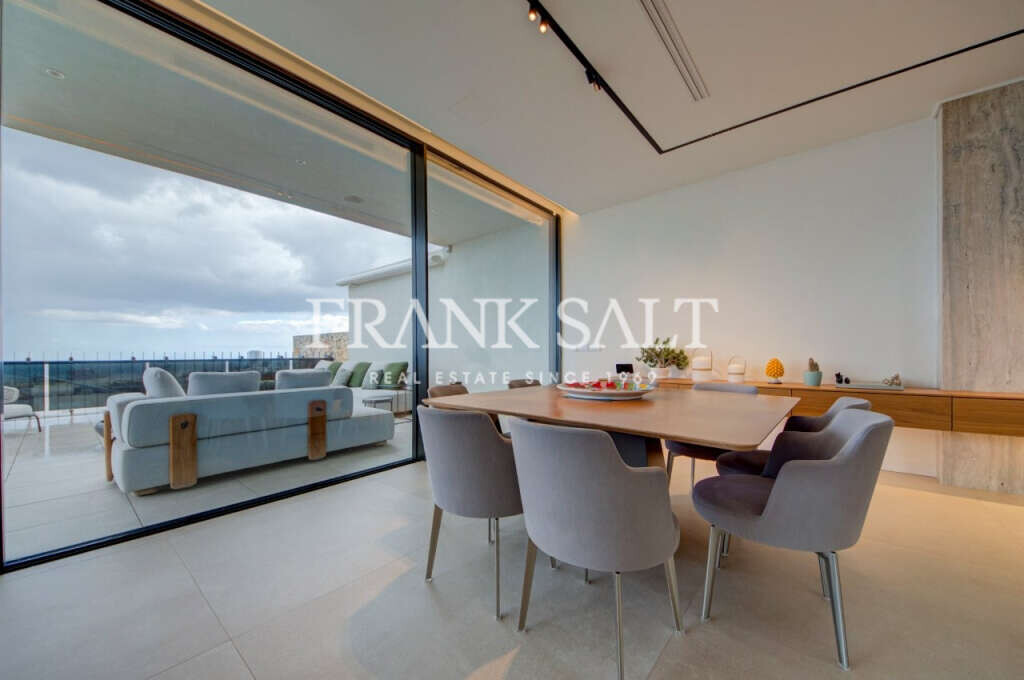 Madliena, 5 Bedrooms Bedrooms, ,3 BathroomsBathrooms,For Sale,FRSA-922801