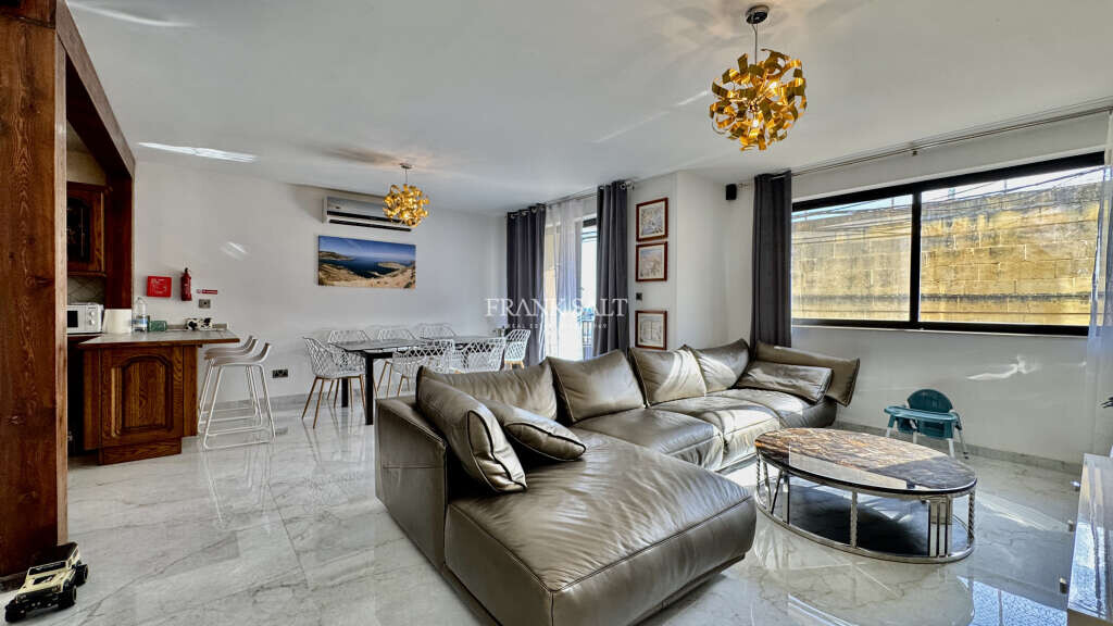 St Julians, 3 Bedrooms Bedrooms, ,1 BathroomBathrooms,For Sale,FRSA-923125