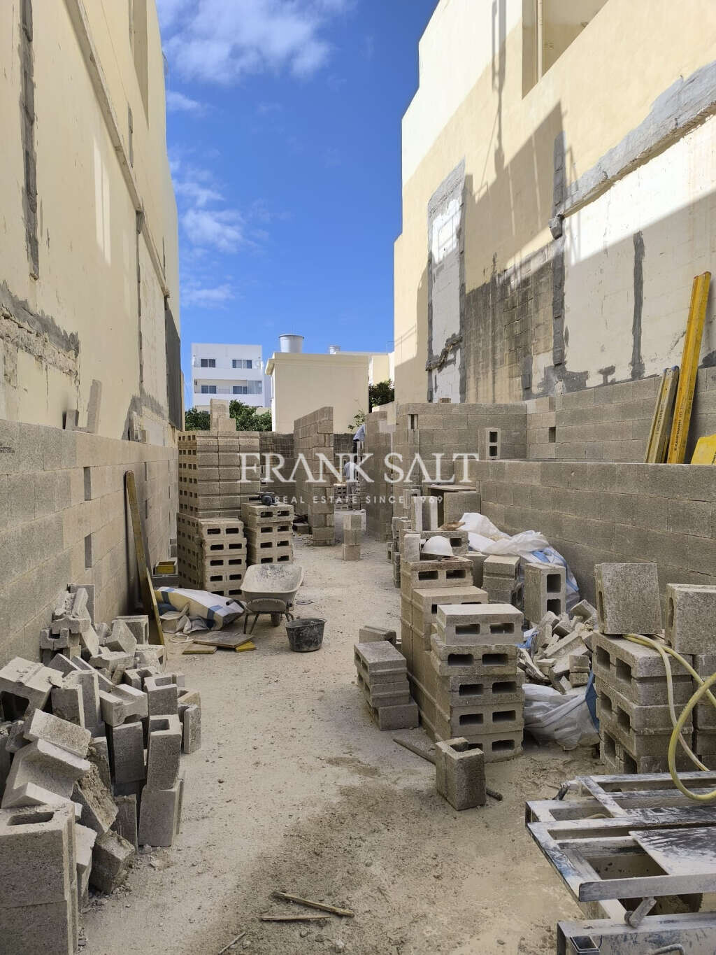 Zebbug, 3 Bedrooms Bedrooms, ,2 BathroomsBathrooms,For Sale,FRSA-923135