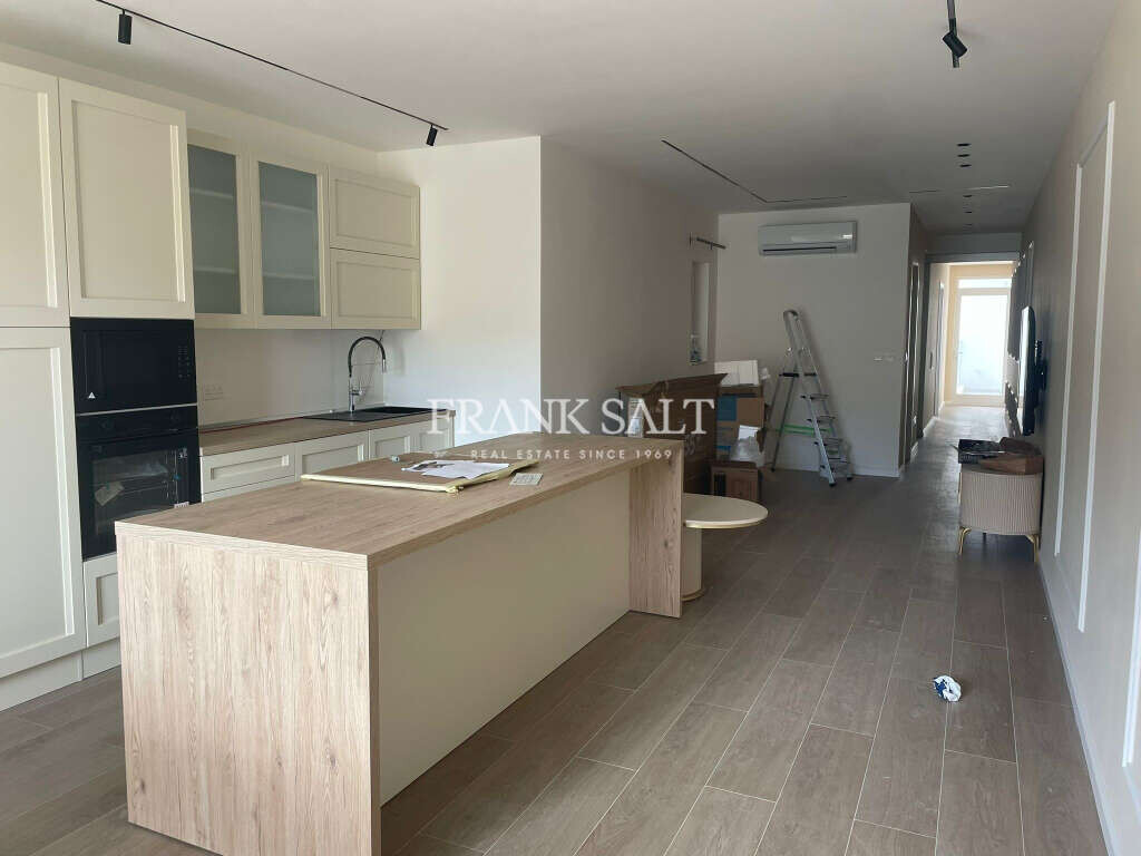 Birzebbugia, 3 Bedrooms Bedrooms, ,3 BathroomsBathrooms,For Sale,FRSA-922994
