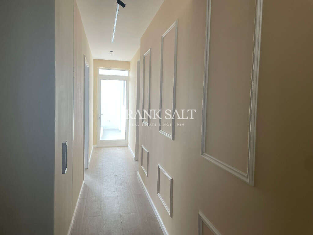 Birzebbugia, 3 Bedrooms Bedrooms, ,3 BathroomsBathrooms,For Sale,FRSA-922994