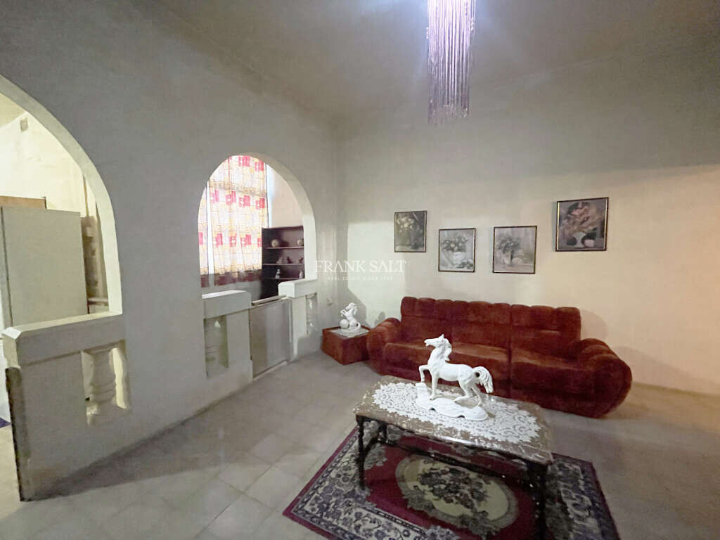 Paola, 1 Bedroom Bedrooms, ,1 BathroomBathrooms,For Sale,FRSA-922819