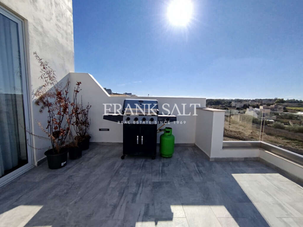 Zabbar, 3 Bedrooms Bedrooms, ,2 BathroomsBathrooms,For Sale,FRSA-923038