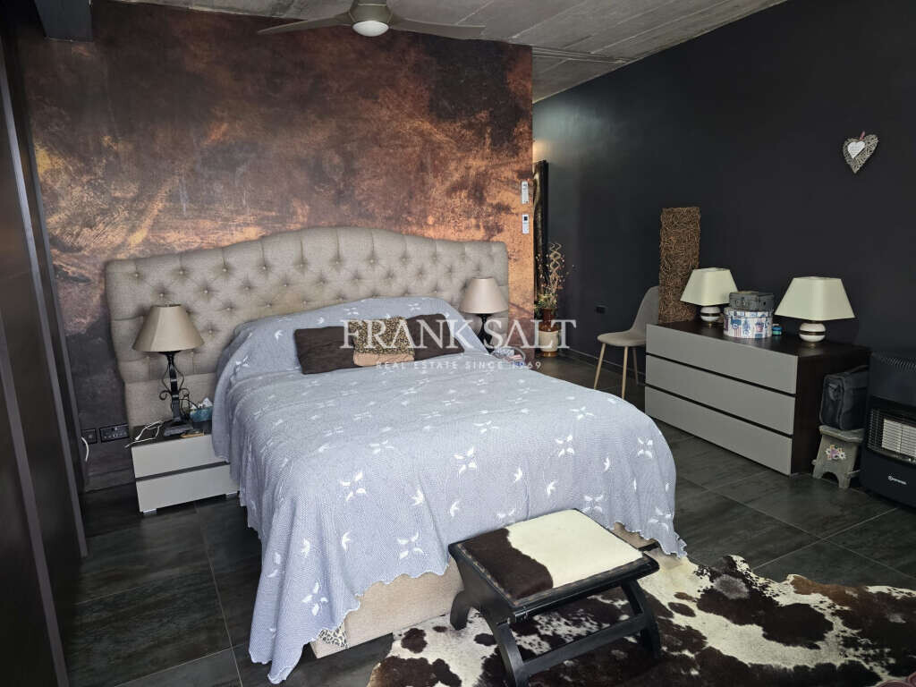 Sannat, Gozo, 2 Bedrooms Bedrooms, ,For Sale,FRSA-923032