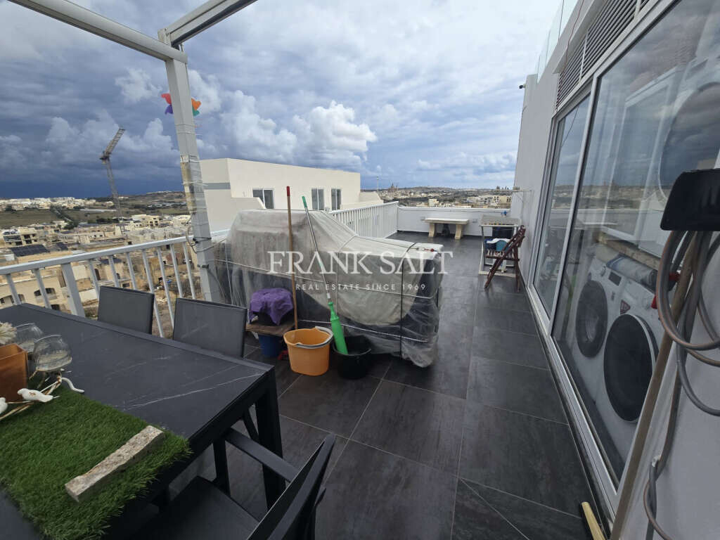 Sannat, Gozo, 2 Bedrooms Bedrooms, ,For Sale,FRSA-923032