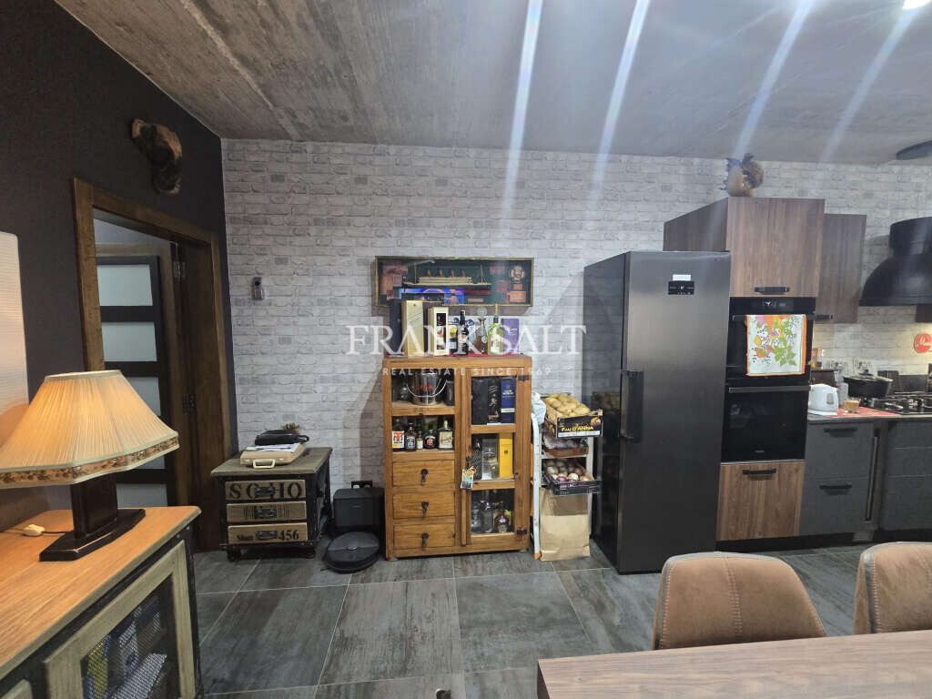 Sannat, Gozo, 2 Bedrooms Bedrooms, ,For Sale,FRSA-923032