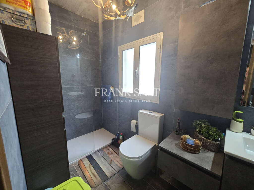 Sannat, Gozo, 2 Bedrooms Bedrooms, ,For Sale,FRSA-923032