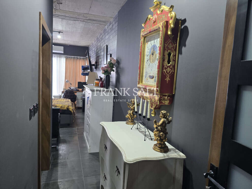 Sannat, Gozo, 2 Bedrooms Bedrooms, ,For Sale,FRSA-923032