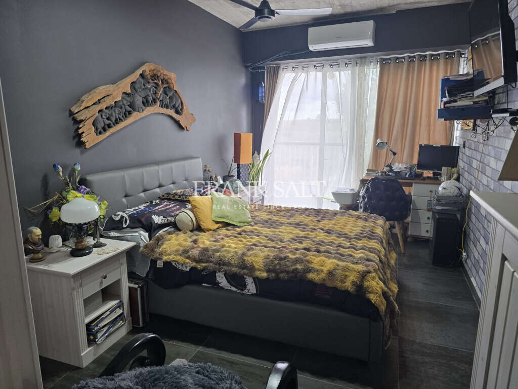 Sannat, Gozo, 2 Bedrooms Bedrooms, ,For Sale,FRSA-923032