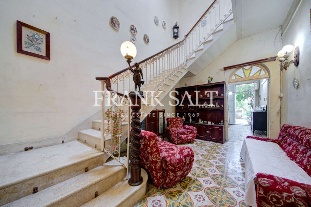 Birkirkara, 2 Bedrooms Bedrooms, ,1 BathroomBathrooms,For Sale,FRSA-922032