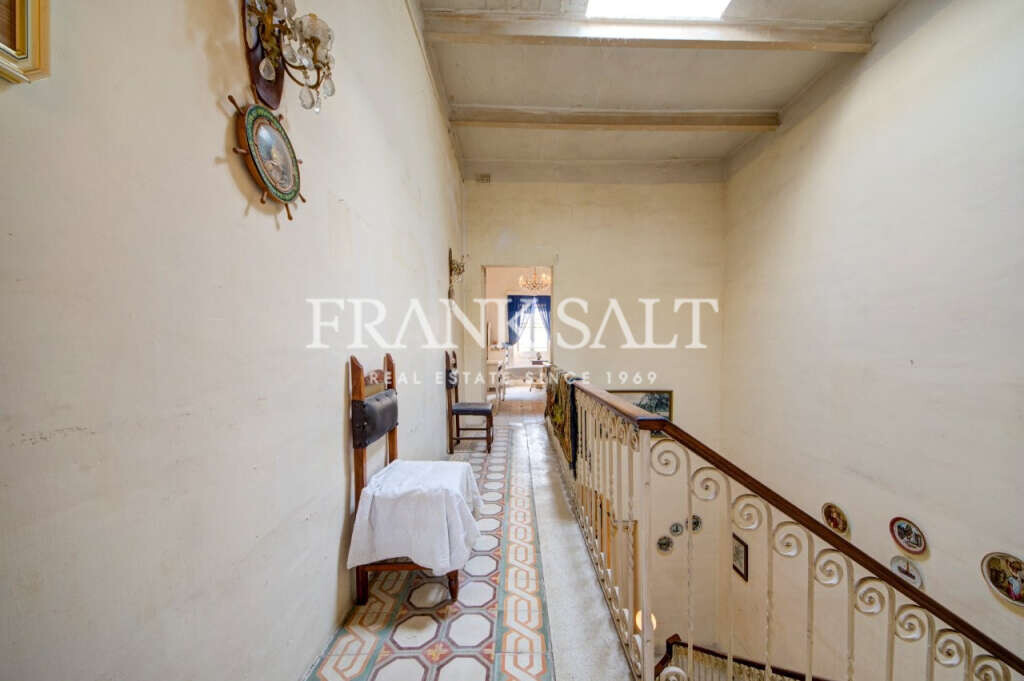 Birkirkara, 2 Bedrooms Bedrooms, ,1 BathroomBathrooms,For Sale,FRSA-922032